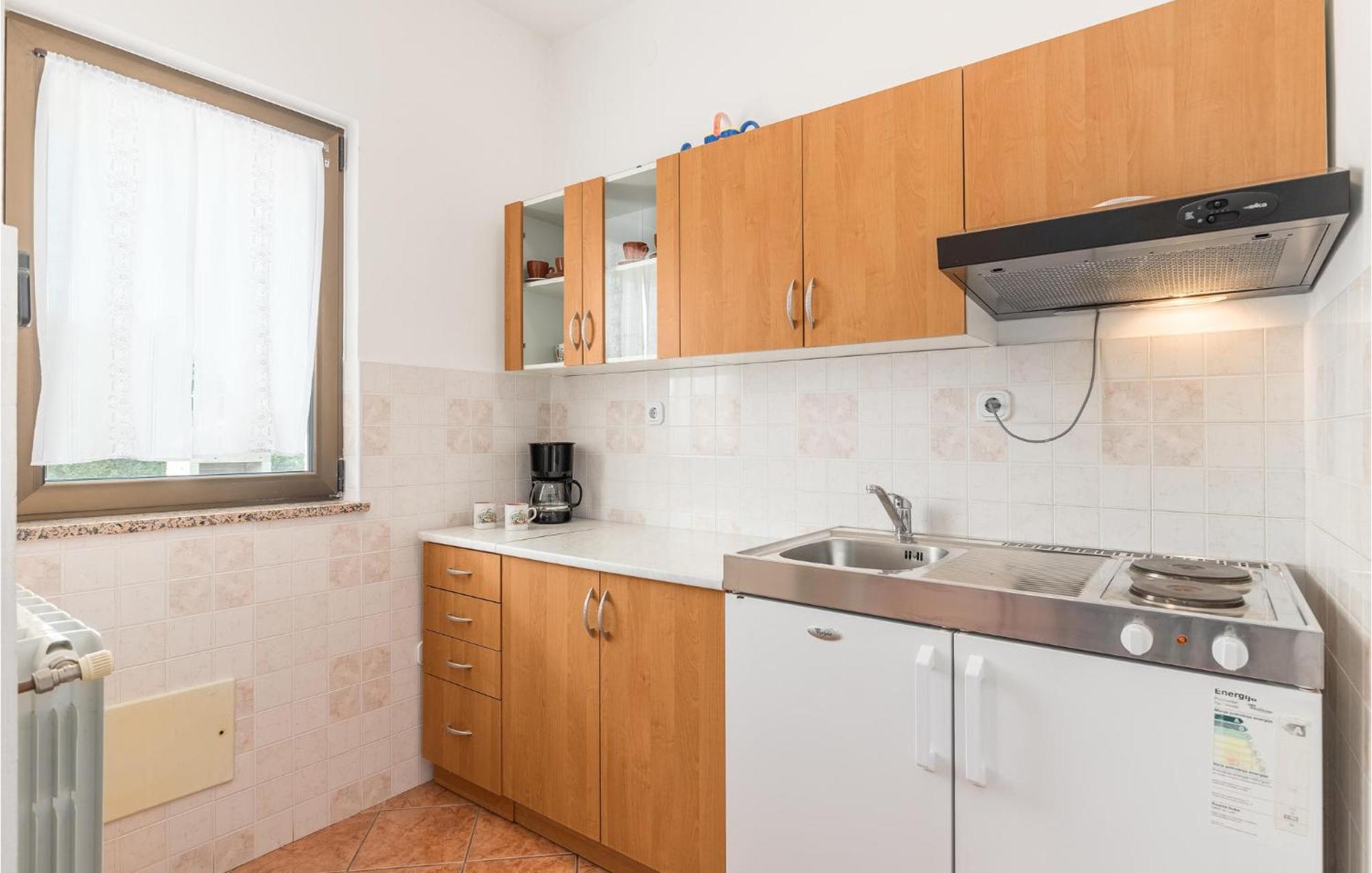 Beautiful Home In Visnjan With Wifi Bagian luar foto